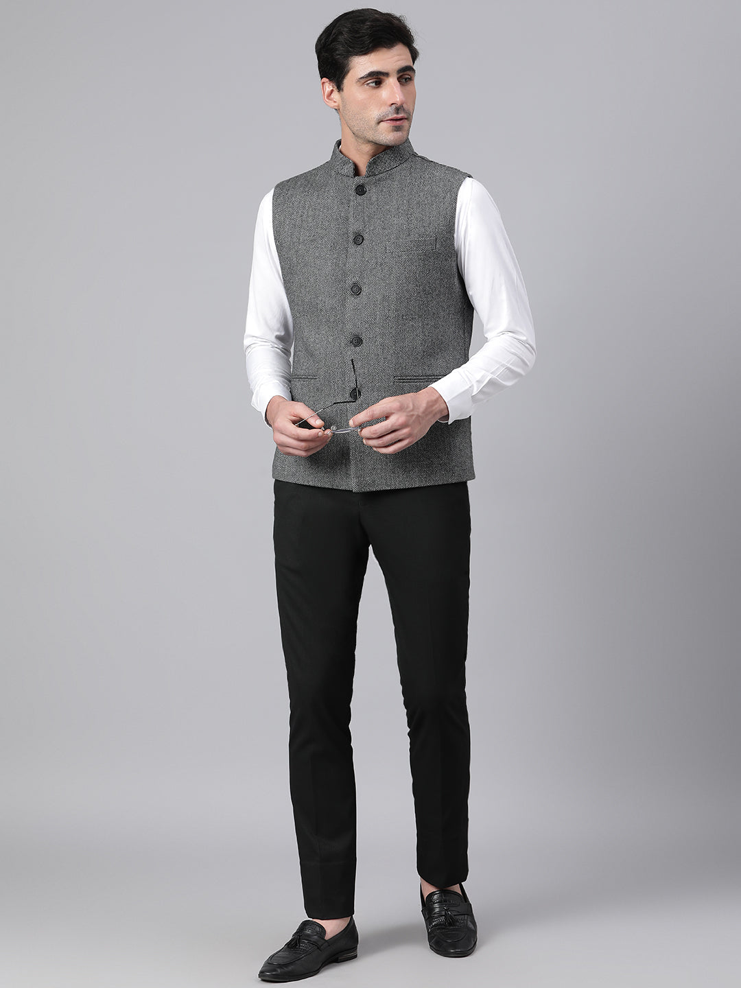 Men Black Regular Fit Solid Casual Waist Coat