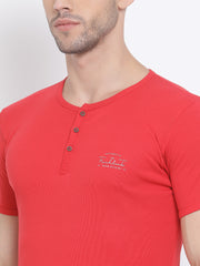 Men Red Regular Fit Solid Henley Neck T-Shirt