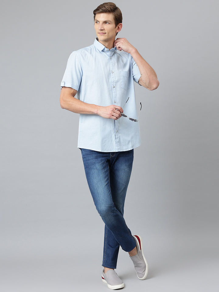 Men Blue Slim Fit Solid Casual Shirt