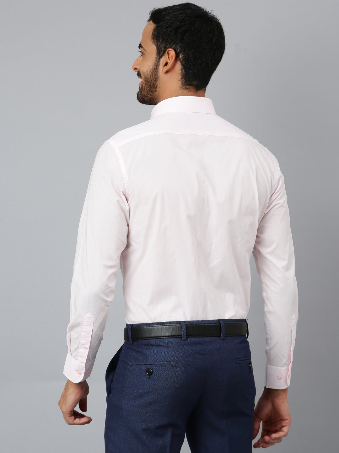 Men Pink Regular Fit Solid Formal Shirt