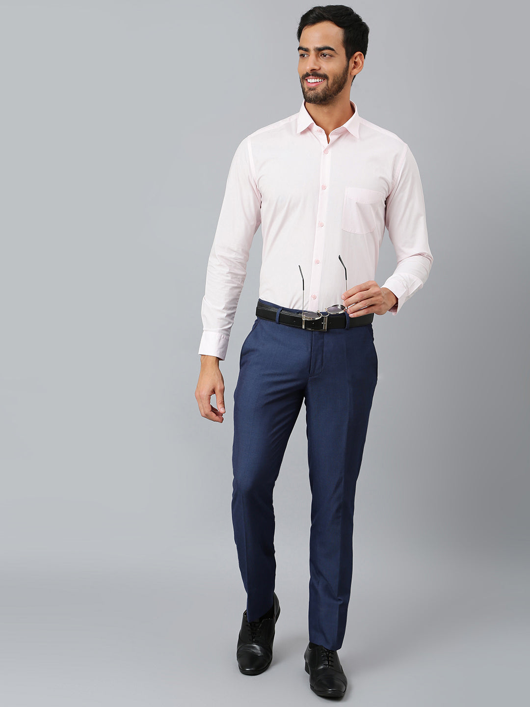 Men Pink Regular Fit Solid Formal Shirt