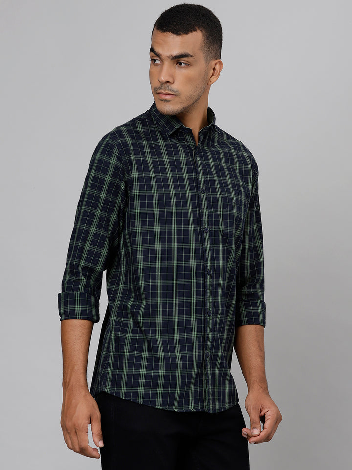 Men Navy Slim Fit Checkered Casual Shirt