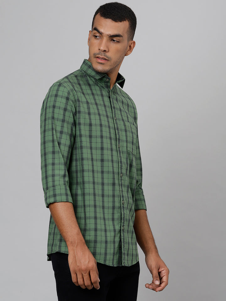 Men Green  Slim Fit Checkered Casual Shirt