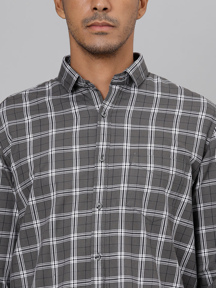 Men Grey Slim Fit Checkered Casual Shirt